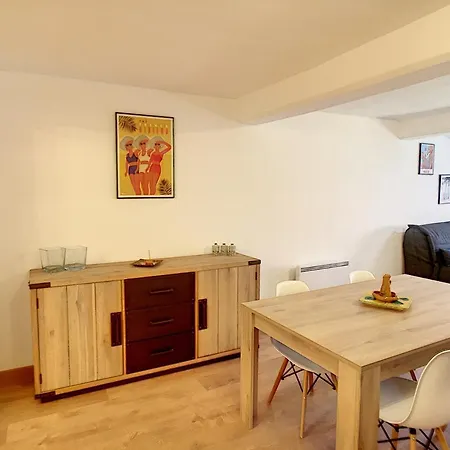 Vieux Nice- Bel Appart 3p, 5pax, Wifi Doglio * Nice